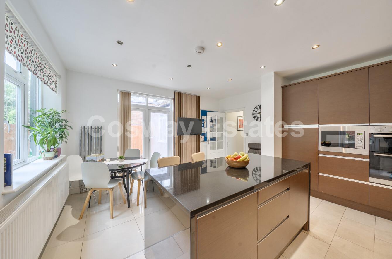 Pangbourne Drive, Stanmore, HA7, Stanmore